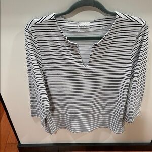Tommy Bahama Black and White Striped 3/4 Sleeve Top